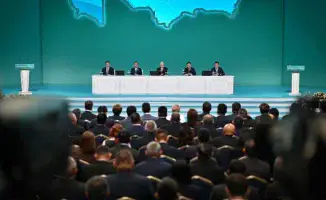 Крики о помощи из асфальтового плена: Токаев призывает акиматов услышать жалобы казахстанцев