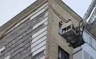 В Астане обрушение облицовки здания привело к уголовному делу против пострадавшего фельдшера