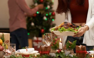 Казахстанцы рискуют потратить половину зарплаты на новогодний стол: вице-министр о ценах на продукты