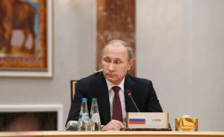Путин объяснил пробки на границе Казахстана с Россией: борьба с многокилометровыми очередями