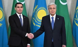 Сегодня в Астане состоялись переговоры между Президентами Казахстана Касым-Жомартом Токаевым и Туркменистана Сердаром Бердымухамедовым. В ходе встречи обсуждались важные вопросы двустороннего сотрудничества и региональной безопасности.