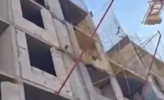 Трое рабочих пострадали при падении с высоты в Астане