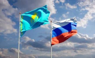 На границе с Россией: реконструкция как строительный мост между ожиданием и путешествием