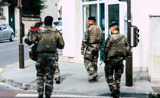 Франция вводит добровольную воинскую службу: новый шаг в социальной политике