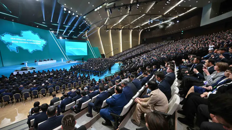 Токаев: Акимы должны отчитываться перед населением в рамках нового закона Астане