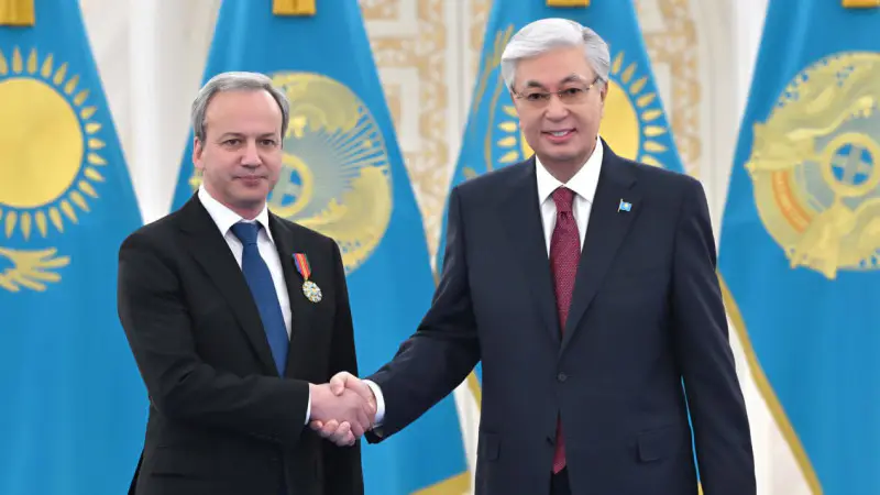 Токаев наградил Дворковича орденом на встрече в Акорде Астане