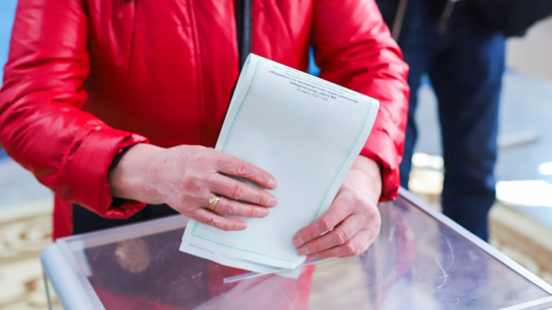 Приостановка выборов акимов районного уровня в Казахстане: предложение депутатов Мажилиса Ерлана Саирова и Мархабата Жайымбетова Астане