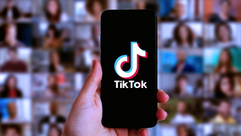 В Казахстане TikTok видео набирают миллионы просмотров, а в Астане прошла встреча заместителя премьер-министра Серика Жумангарина с директором Сергеем Соколовым. Астане