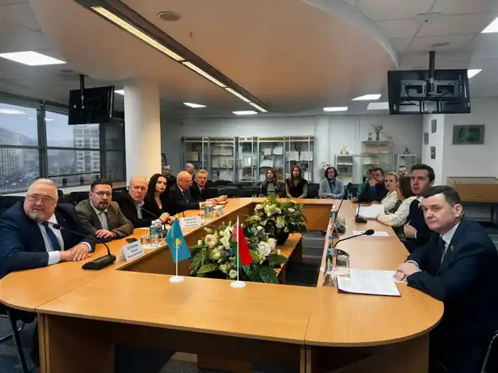 Сотрудничество Казахстана и Беларуси: создание фотоальбома как шаг к сохранению исторической памяти Астане