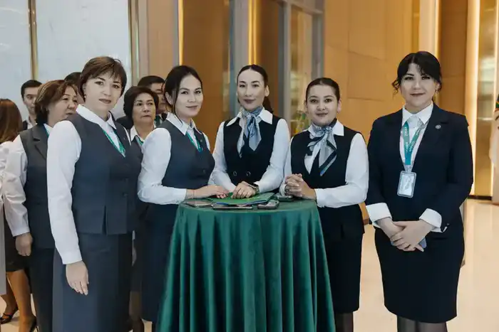 Новое здание Halyk Bank в Атырау площадь 9000 квадратных метров Астане