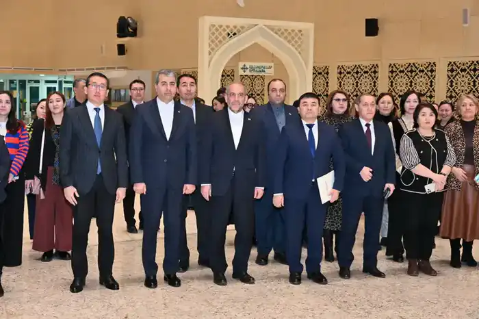 В Астане прошёл Международный фестиваль национальной одежды и этнического дизайна (3)