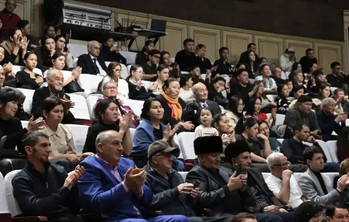 В области Жетісу в честь 30-летия Ассамблеи народа Казахстана выпустили историческую книгу и художественный фильм (7)