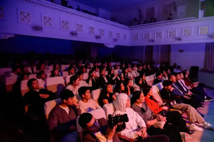 премьера социальной драмы Екі ғұмыр в Астане отношения в семье борьба с наркотиками Астане