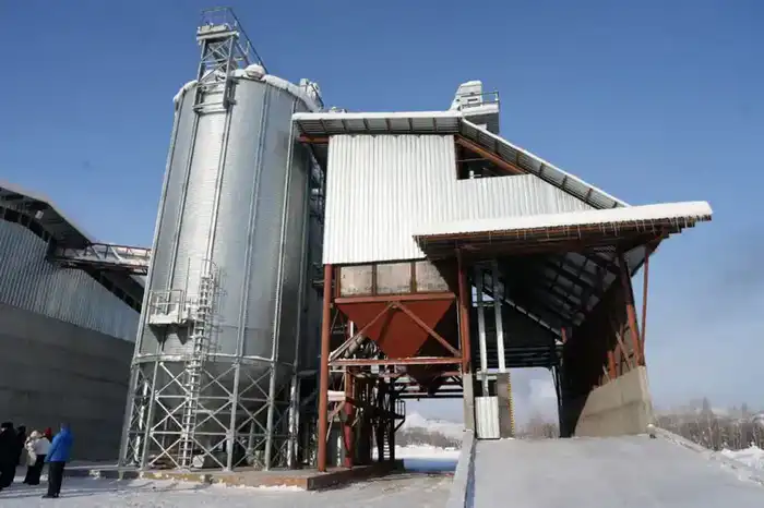 Аким ВКО посетил ряд объектов в районе Алтай (4)