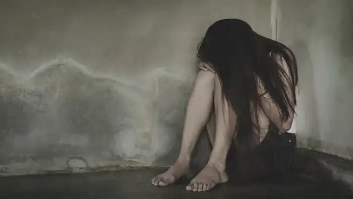 В Астане произошло ужасное преступление: 16-летняя девушка стала жертвой насилия и убийства. Заместитель министра внутренних дел подтвердил информацию о трагедии, произошедшей в ноябре. Астане