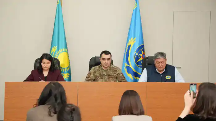 Спасение и эвакуация 1137 человек в зимний период: результаты брифинга МЧС Астане