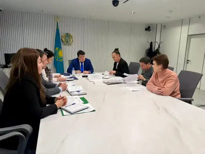 Вице-министр юстиции Даниель Ваисов провёл приём граждан. (3)