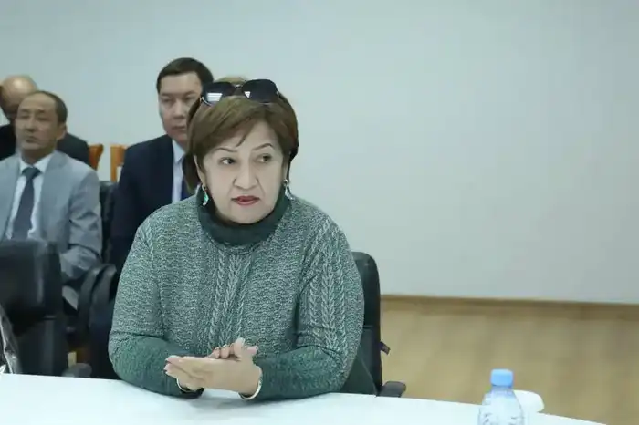 Нурдаулет Килыбай провёл общественный приём на площадке партии Астане