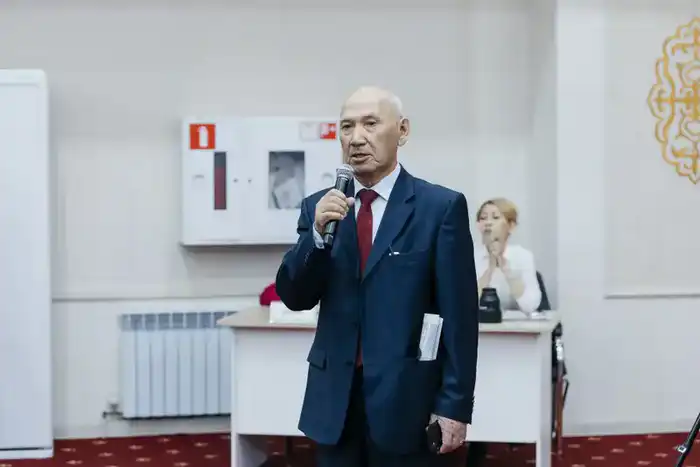 Мост между властью и гражданами: аким Атырауской области представил отчёт о развитии города Астане