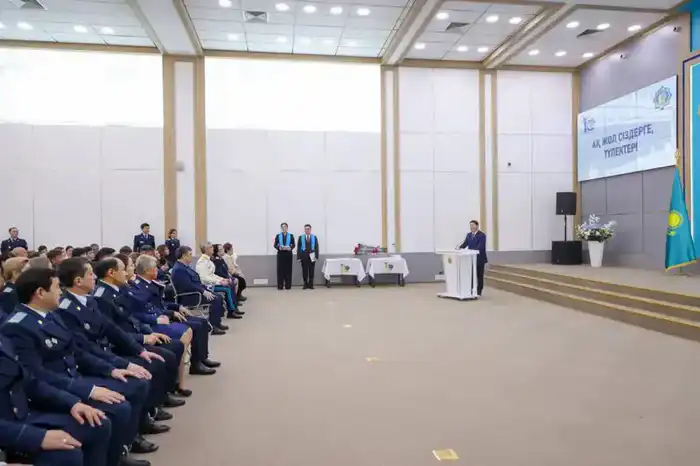 Начало профессионального пути: в Академии правоохранительных органов прошёл торжественный выпуск (4)