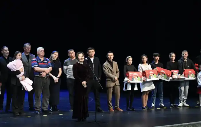 В области Жетісу в честь 30-летия Ассамблеи народа Казахстана выпустили историческую книгу и художественный фильм (8)