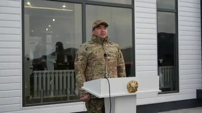 Глава МЧС открыл новую модульную спасательную станцию на берегу озера Имантау (7)