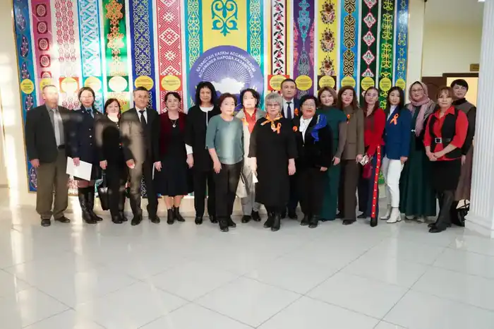 Круглый стол в Западно-Казахстанской области: обсуждение гендерного насилия и воспитания патриотичной молодежи Астане