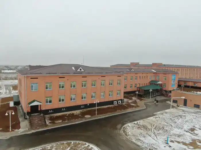 Глава региона осмотрел новую пристройку к центральной больнице (10)