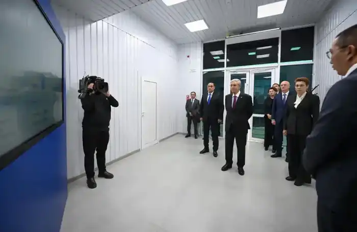 Посещение президента фармацевтических предприятий Жамбылской области: шаг к снижению импортозависимости в здравоохранении Астане