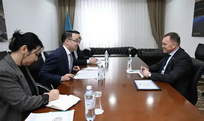 Укрепление сотрудничества Казахстана с УВКБ ООН: новые перспективы для защиты прав беженцев Астане