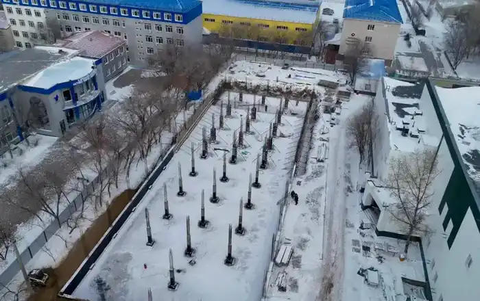 В Актобе ведётся строительство нового учебно-лабораторного корпуса кампуса международного университета Heriot-Watt University. (3)