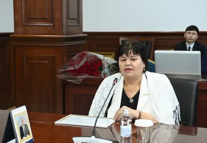 Глава региона встретился с оперной певицей Айгерим Алтынбек (3)