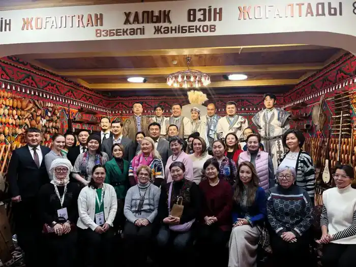 В Астане открылся новый музей искусств (7)