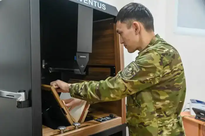 Сегодня специалисты военного архива отмечают профессиональный праздник (4)