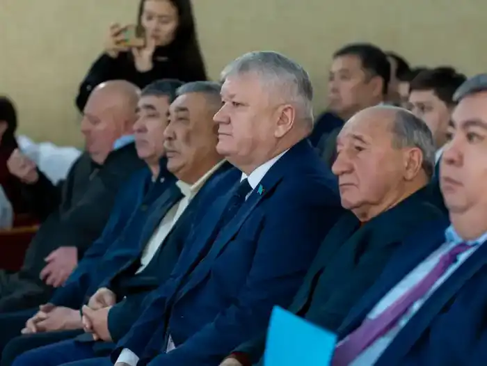 Аким ВКО провел встречу с населением Шемонаихинского района (3)