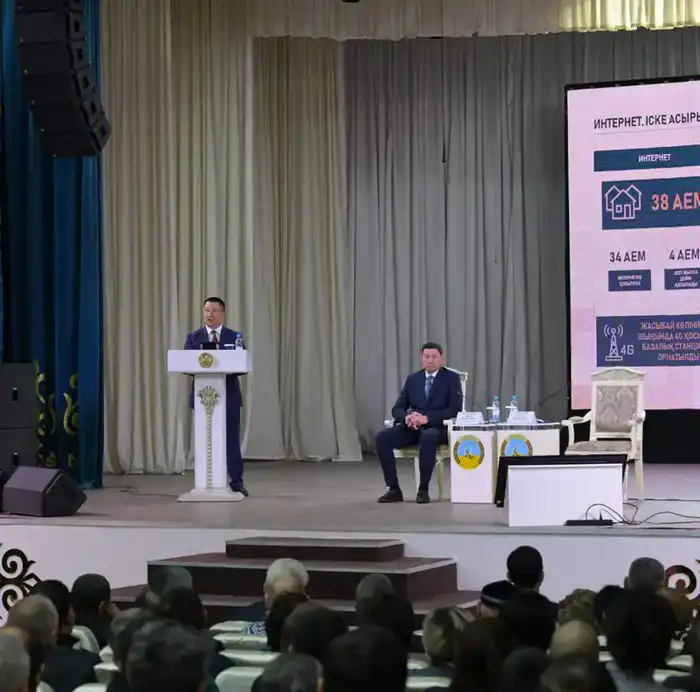 Встреча у моста перемен: Аким Асаин Байханов обсудил будущее Баянаульского района Астане