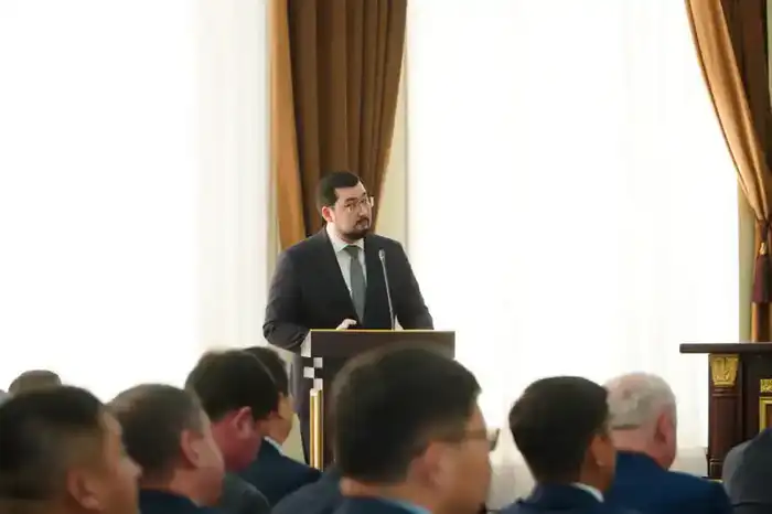 Рост инвестиций и развитие дорожной инфраструктуры рассмотрены на заседании акимата (5)