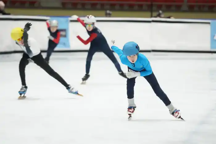 В Астане прошел открытый чемпионат по шорт-треку для юных спортсменов Астане