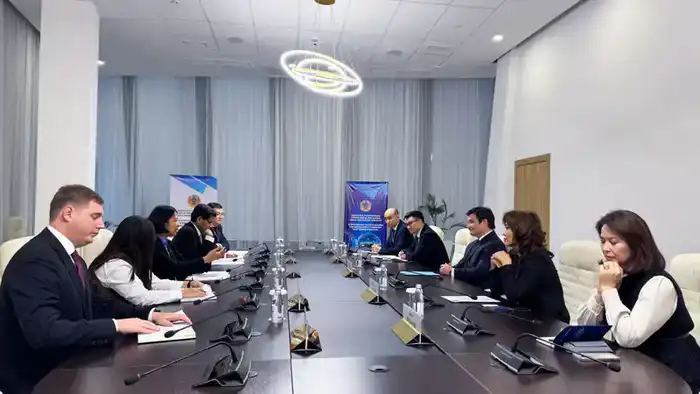 Асет Иргалиев и Лея Гутиеррес обсудили приоритетные реформы и партнерство в рамках встречи Астане