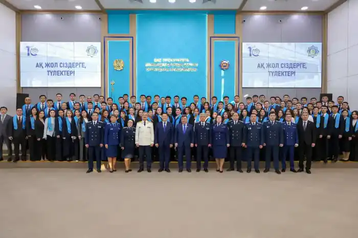 Выпуск слушателей Академии правоохранительных органов: Генеральный прокурор призывает к служебной ответственности Астане