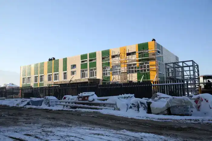 Аким Алматы проверил ход строительства ряда социальных объектов (5)