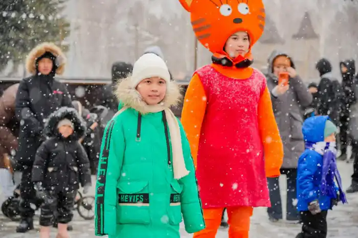 Зажгите новогоднюю ночь с концертами и фейерверками! Астане