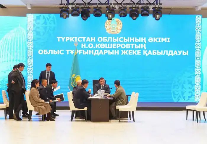 НУРАЛХАН КУШЕРОВ В ТЕЧЕНИЕ ДНЯ ЛИЧНО ПРИНИМАЛ ЖИТЕЛЕЙ РЕГИОНА (4)