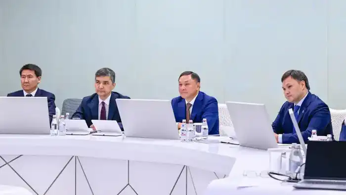 Цифровизация оборота нефтепродуктов в Казахстане с использованием ИИ-ассистента KMG.AIAN Астане