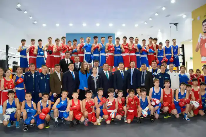 В г.Кокшетау Генеральный Прокурор открыл здание спортивного комплекса «Көкше Арена» (3)