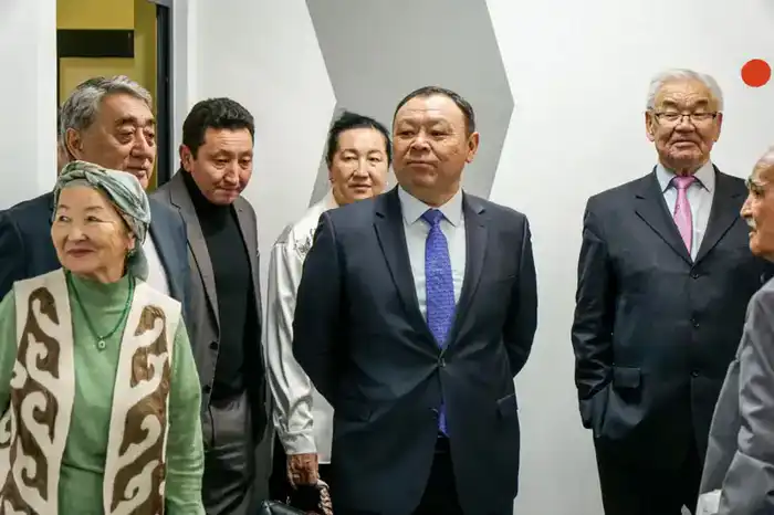 В Алматы накануне Дня Независимости открылась новая современная библиотека (2)