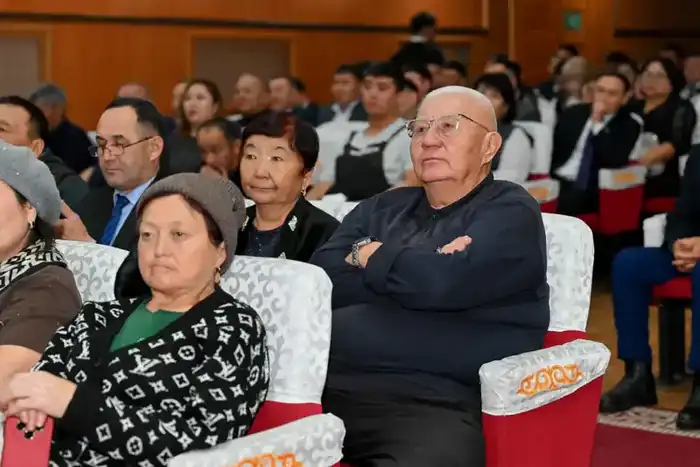 Аким области встретился с жителями Аягозского района (9)