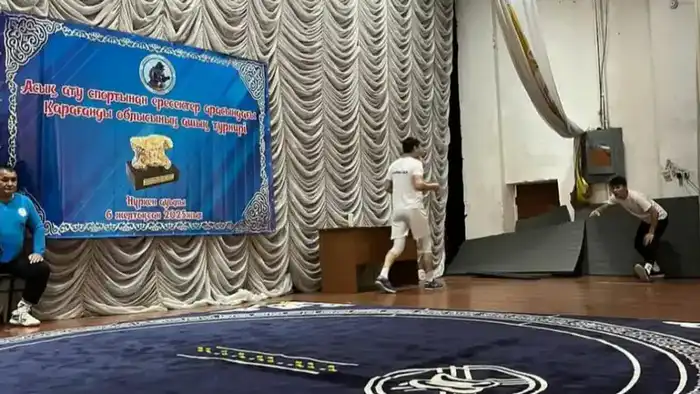 Спортивный турнир по асық ату в Нуркене Астане