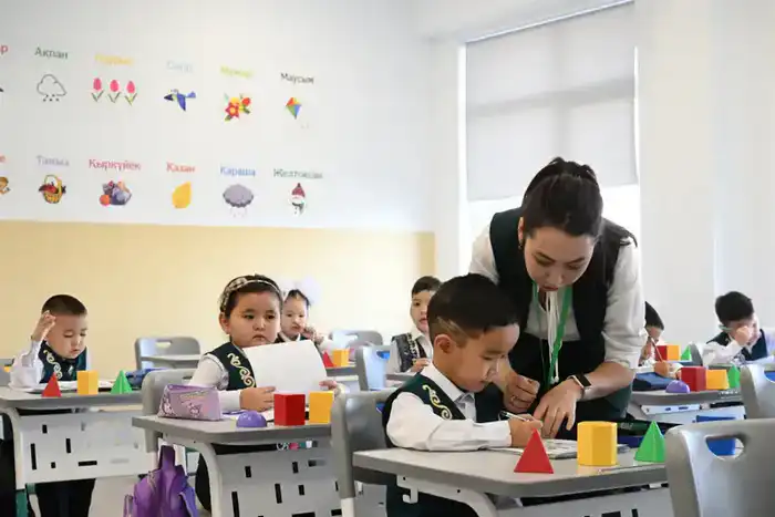 В Жетісу качество питания и безопасность в образовательных учреждениях взята на общественный контроль (8)