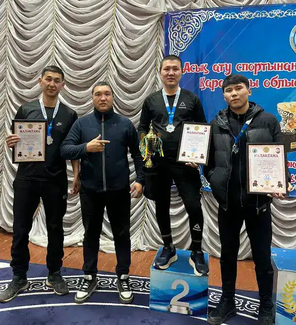Традиция, азарт и точный расчёт: в Каркаралинском районе состоялся открытый турнир по асық ату (3)